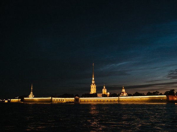 Ночная теплоходная прогулка от Петропавловской крепости + развод мостов - фото 4