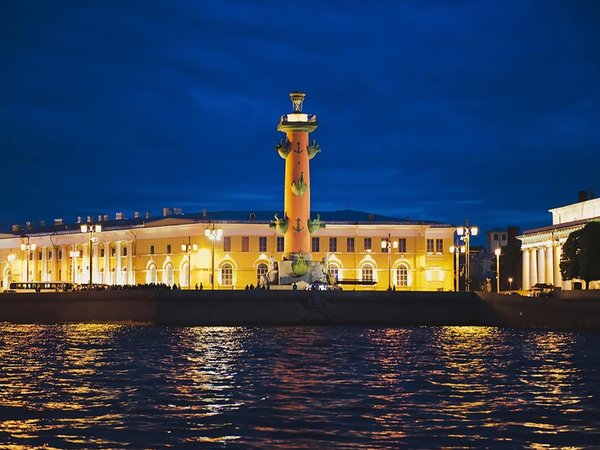 Ночная теплоходная прогулка от Петропавловской крепости + развод мостов - фото 3