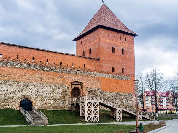Трансфер из Минска в Гродно и обратно (с заездом в Лидский замок) - фото 2