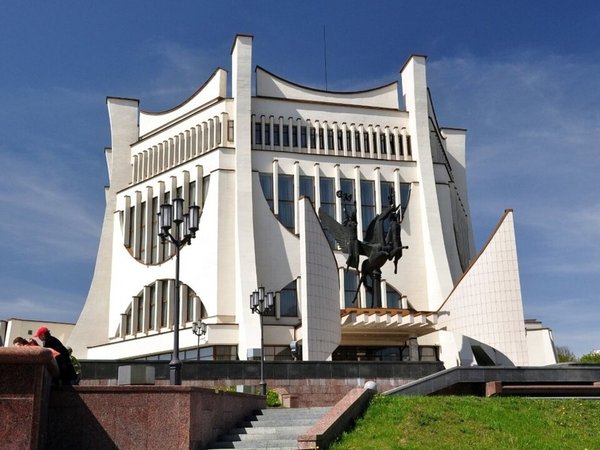 Трансфер из Минска в Гродно и обратно (с заездом в Лидский замок) - фото 1