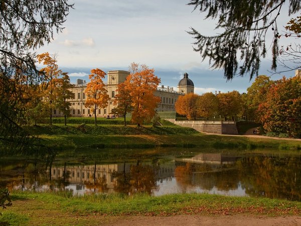 Путешествие в Гатчину на автомобиле - фото 1