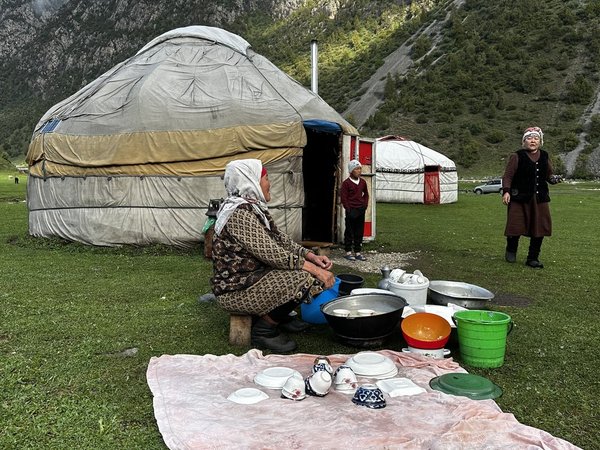 Космический Кыргызстан индивидуально: путешествие на джипах, всё включено - фото 3