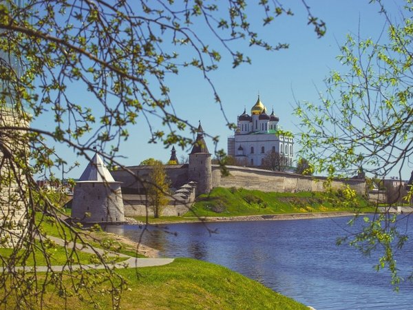 В Псков и область из Москвы: древние города, Пушкинские Горы и Талабские острова - фото 2