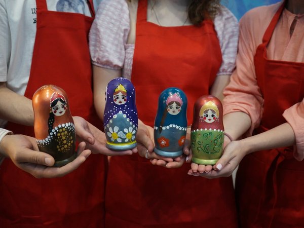Мастер-класс в Петербурге «Роспись матрёшки» - фото 3