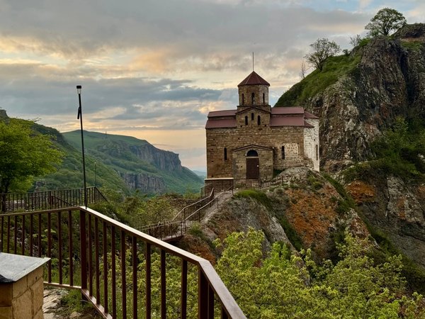 Шоанинский храм, Сырные пещеры, Мариинский водопад и плато Гумбаши - фото 4