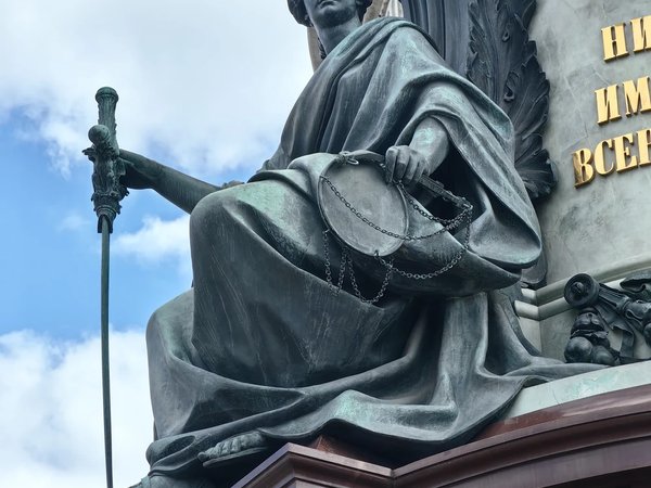 Коля Петю догоняет, да Исаакий мешает! Детская экскурсия вокруг собора - фото 3