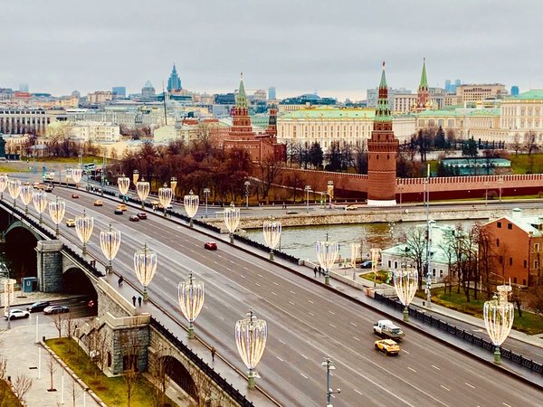 Экскурсия по Дому на набережной с его жителем + выход на панорамную крышу - фото 3