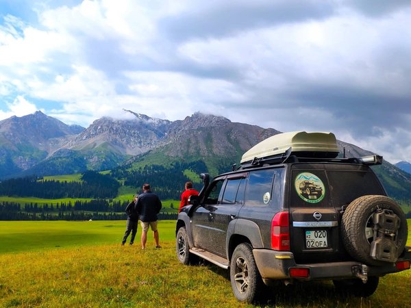 Обогнуть Иссык-Куль: индивидуальный джип-тур вокруг голубого сердца Тянь-Шаня