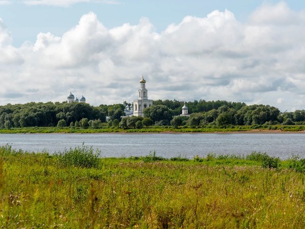 По 4 святыням Великого Новгорода (на вашем автомобиле) - фото 1
