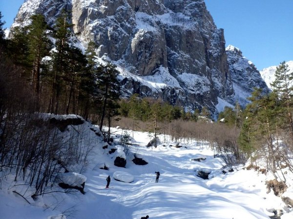 Горнолыжный курорт Цей и источники Бирагзанг за 1 день - фото 3