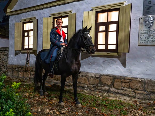 «Ящик шампанского за мой счёт!» — последний день Лермонтова (из Ессентуков) - фото 2