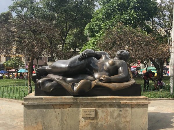 Контрасты Медельина