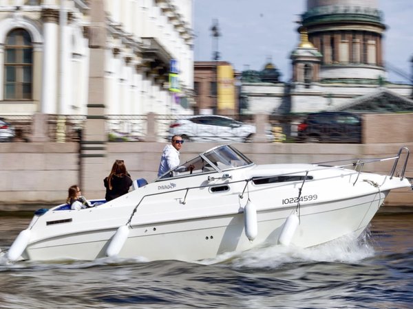 Сердце Петербурга: прогулка на катере по рекам и каналам города - фото 1
