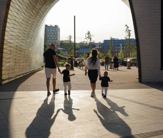 Стильная фотопрогулка в арт-квартале «ЗИЛАРТ»