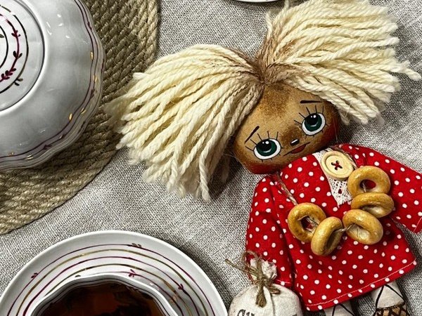 В гостях у домовёнка Кузи: иммерсивный обед-знакомство с русской кухней