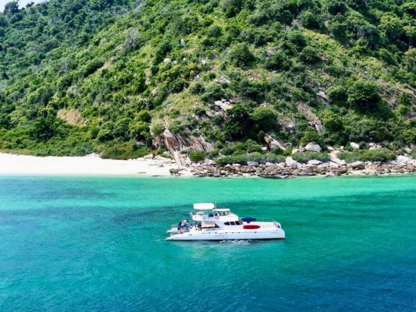 Морская прогулка на катамаране к трём островам — из Паттайи - фото 4