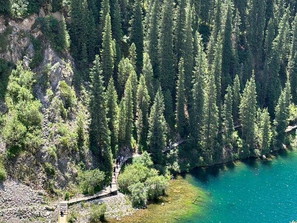 Из Алматы — к озёрам Кольсай и Каинды, Чарынскому и Чёрному каньонам - фото 1