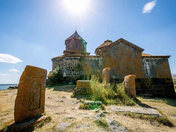 Жемчужины Севана: Севанаванк, Норатус, Айраванк - фото 4