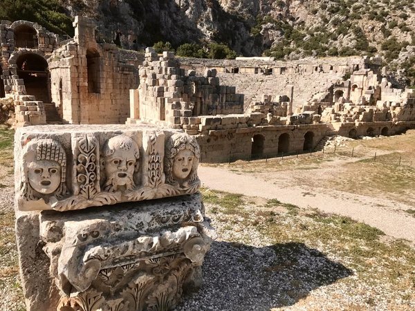 Два в одном: храм Святого Николая в Демре и древний город Мира - фото 2