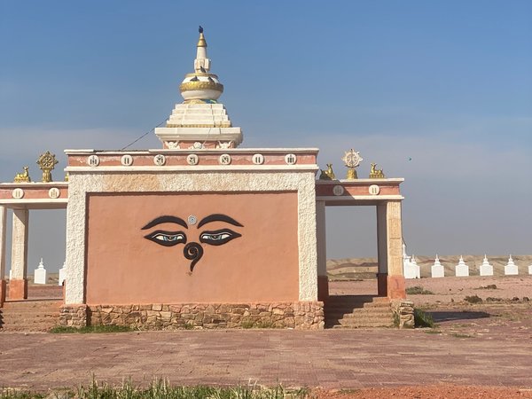 Паломничество в Сайншанд: духовный центр Монголии - фото 3