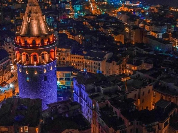 Стамбул в вечерних огнях с подъёмом на башню Галата - фото 4
