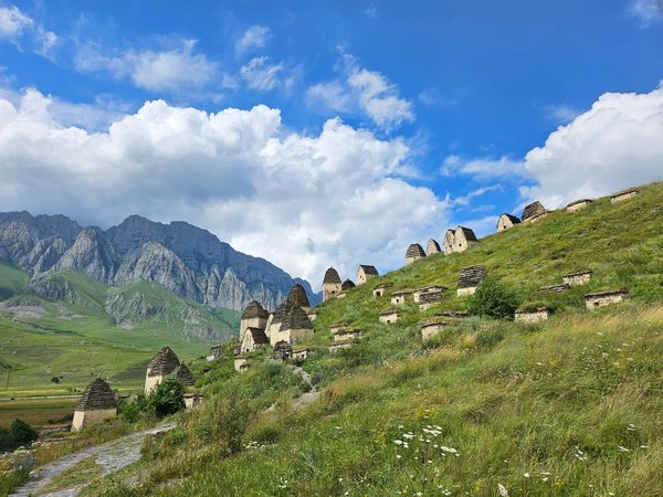 Главные достопримечательности Осетии, Ингушетии и Чечни - фото 2