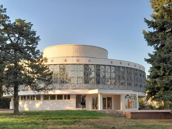 Алматы: прогулка сквозь эпохи - фото 1
