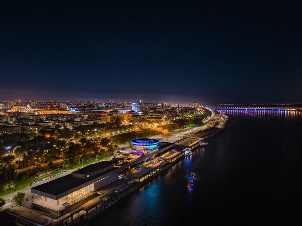 Вечерний Волгоград с борта катера - фото 3
