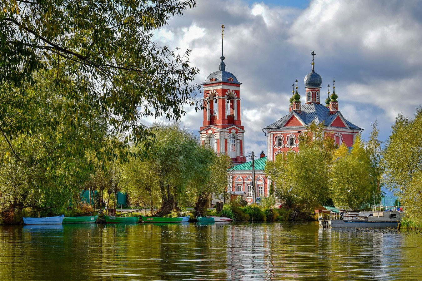 От Красной площади до Плещеева озера (Переславль-Залесский на вашем авто)