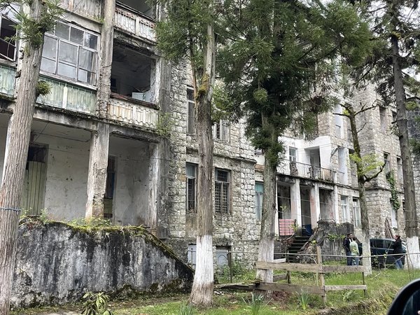 В Акармара и Ткуарчал по следам советской Абхазии (из Гудауты) - фото 1
