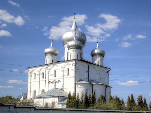 Хутынский и Юрьев монастыри — древние святыни Великого Новгорода (на вашем авто) - фото 3
