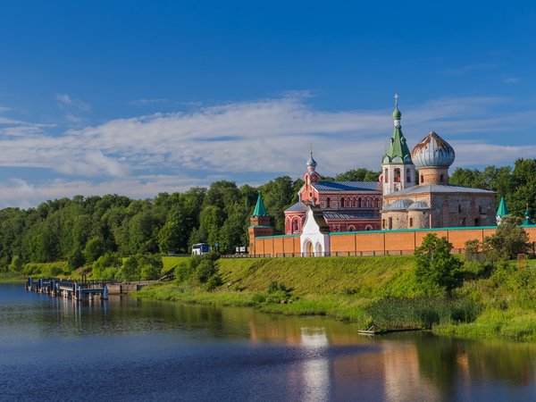 В Старую Ладогу — на комфортабельном авто из Петербурга - фото 2