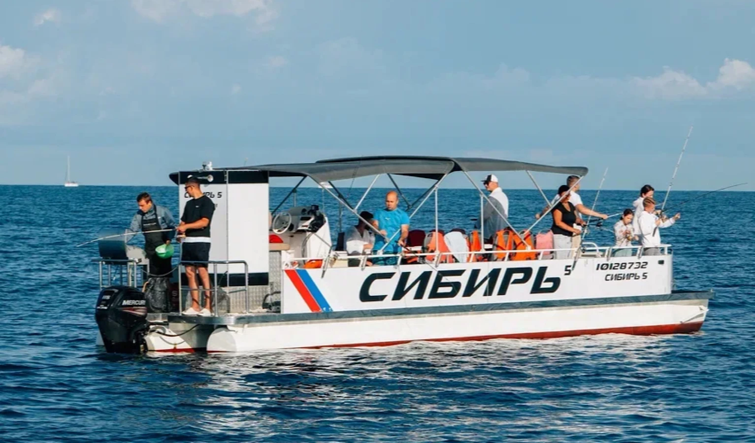 Трёхчасовая морская рыбалка в Адлере