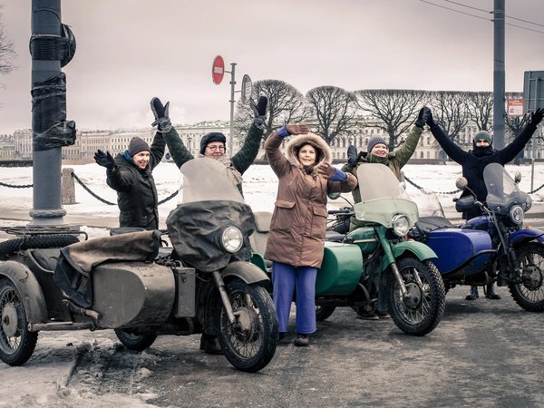 Советский Ленинград: прогулка на ретро-мотоцикле с коляской - фото 3