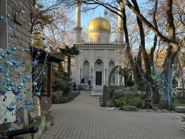 Старый парк в Кабардинке и Геленджик — путешествие из Анапы - фото 1