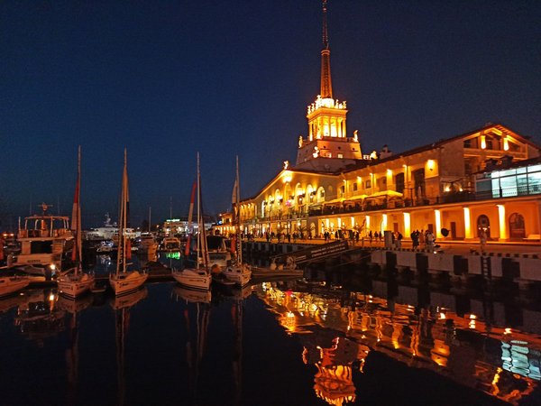Дни и ночи в дивном Сочи: город и окрестности - фото 1