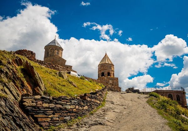 Казбеги — Ананури — Гудаури в мини-группе  - фото 3