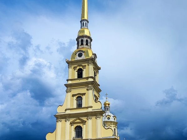 Петропавловская крепость: здесь начинался Петербург, здесь упокоились Романовы - фото 4
