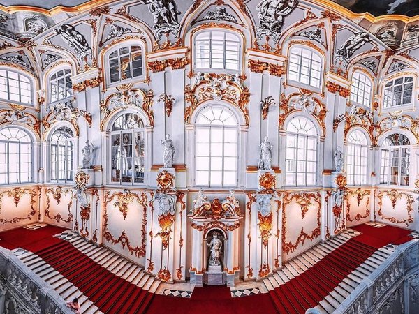 Обзорная автобусная экскурсия по Петербургу + посещение Эрмитажа - фото 4