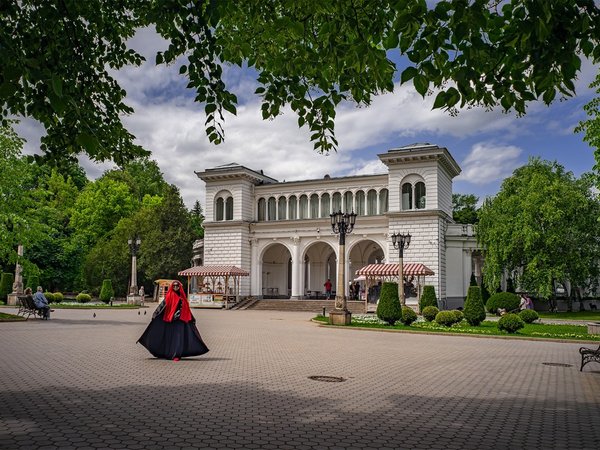По Кисловодску на кабриолете - фото 4