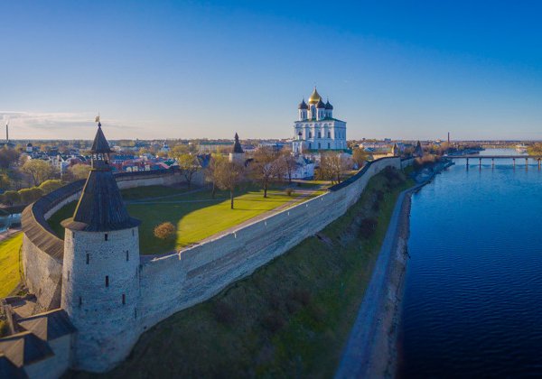 Однодневная поездка по маршруту Псков Изборск Печоры