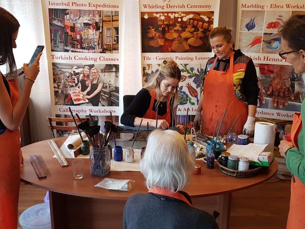«Танец красок на воде»: мастер-класс по турецкому искусству эбру - фото 3