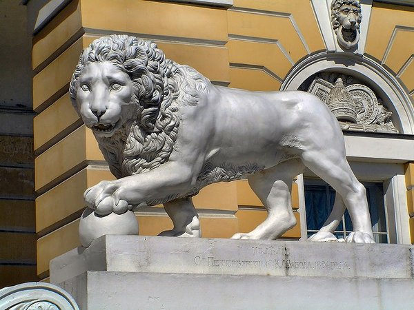 Львы Петербурга: новые приключения итальянцев в России - фото 4