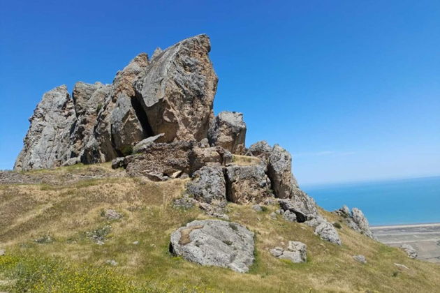 Фото экскурсии - Розовое озеро, Радужные горы, гора Бешбармаг, дегустация икры и + 2 локации - 8