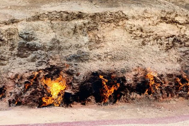 Фото экскурсии - Розовое озеро, Радужные горы, гора Бешбармаг, дегустация икры и + 2 локации - 13