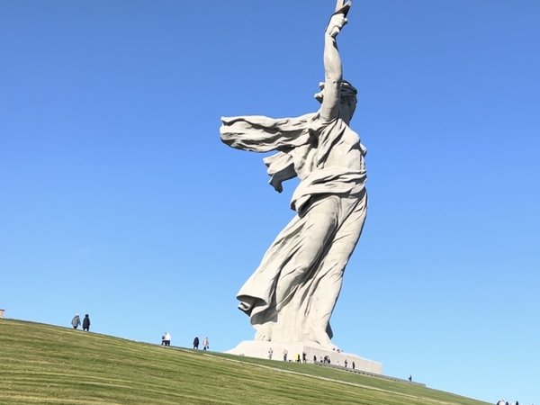 Волгоград от трапа самолета - фото 2