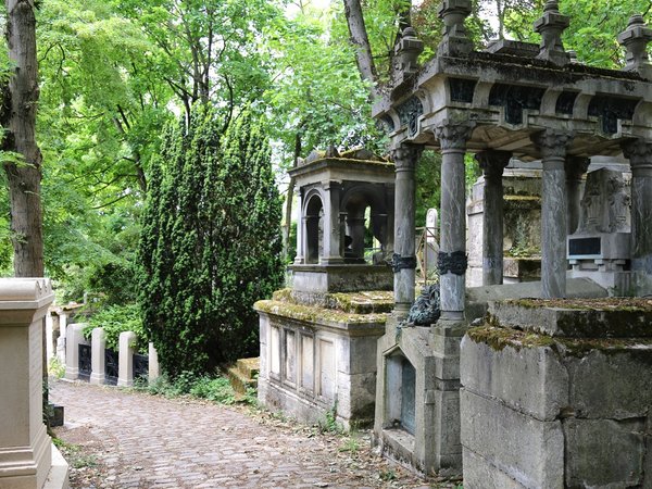 Пер-Лашез: тишина, в которой говорит история - фото 1