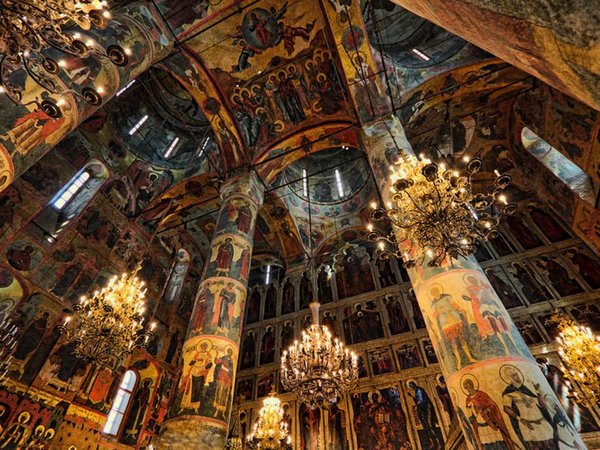 Кремль — сердце России (на иностранном языке) - фото 2
