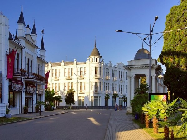 Погружение в Абхазию и отдых в термах