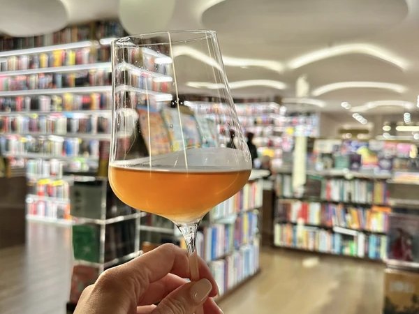 Гастропрогулка в Барселоне: оранжевое вино и испанский тапас